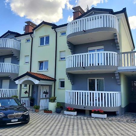 Ferienwohnungen Barbic Umag Eksteriør billede
